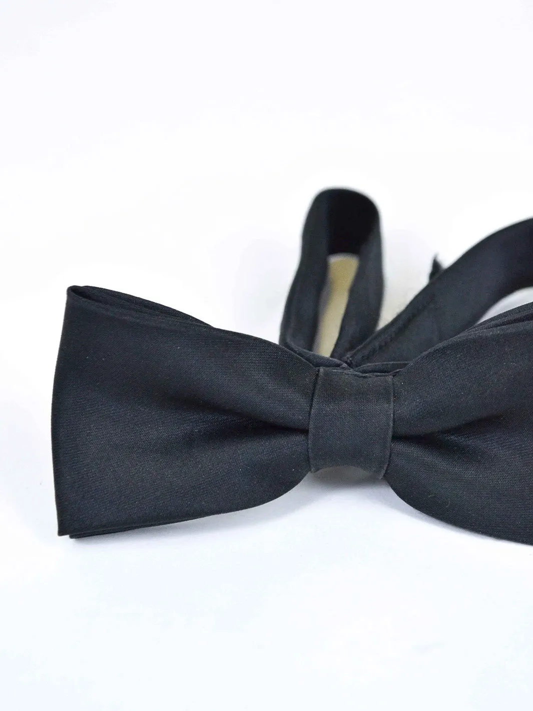 1990s black bow tie with velcro closure