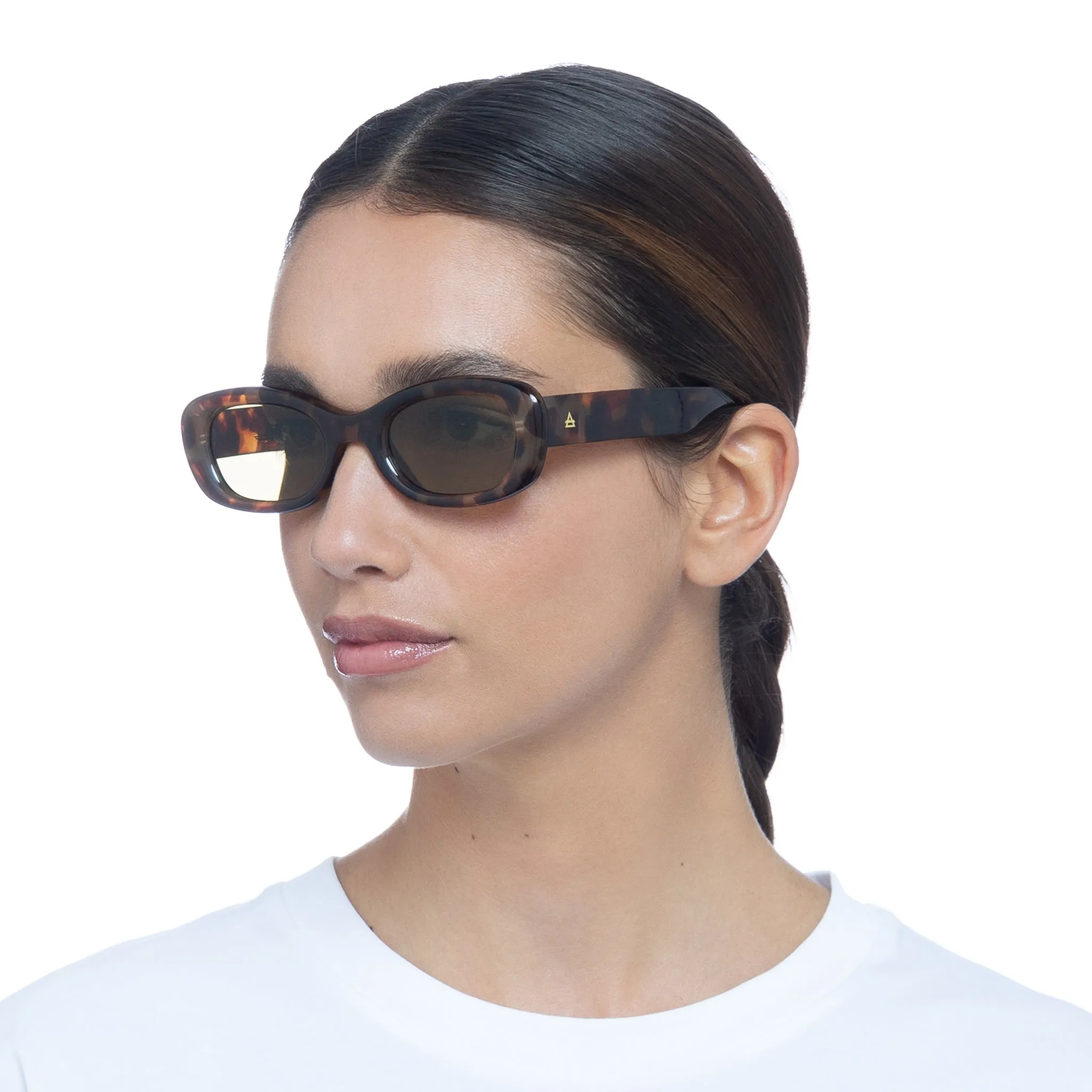 Aire Calisto Sunglasses Tort