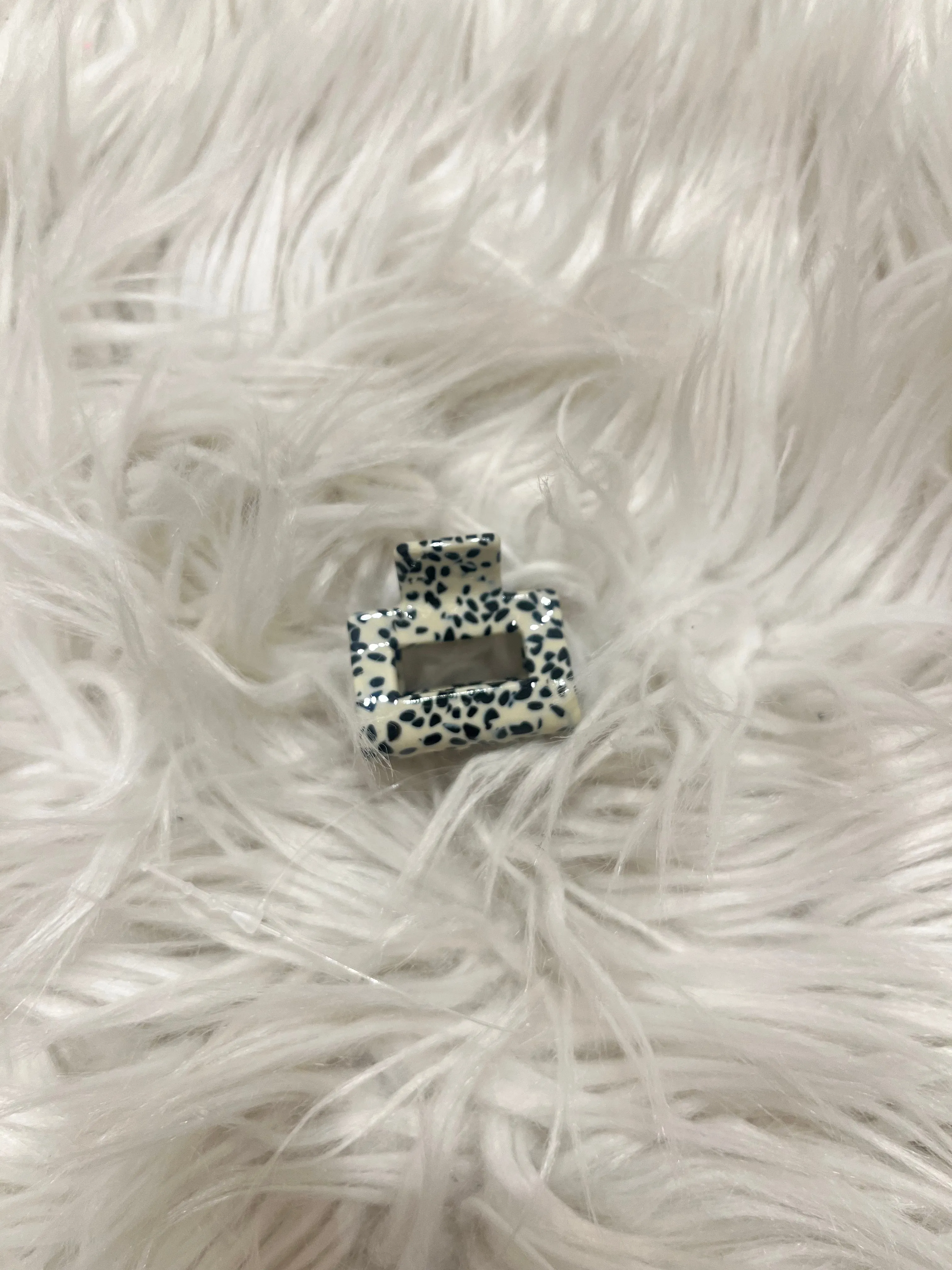 Brie Mini Square Claw Clip