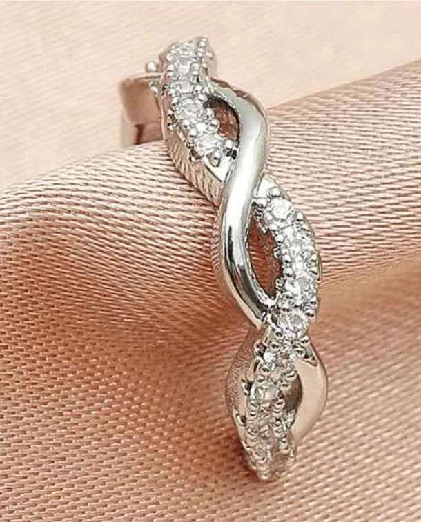 CZ Twist Ear Cuff