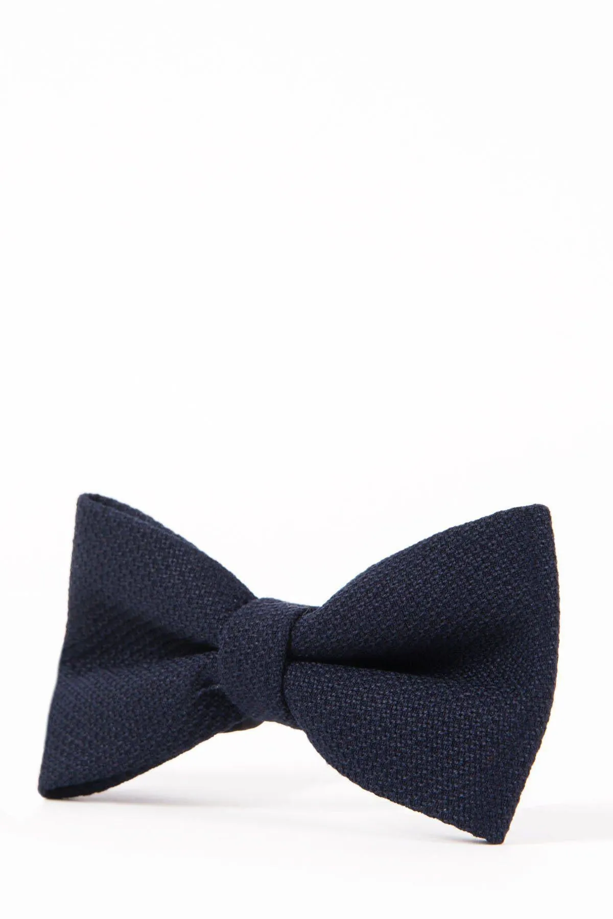 JD4 - Navy Bow Tie