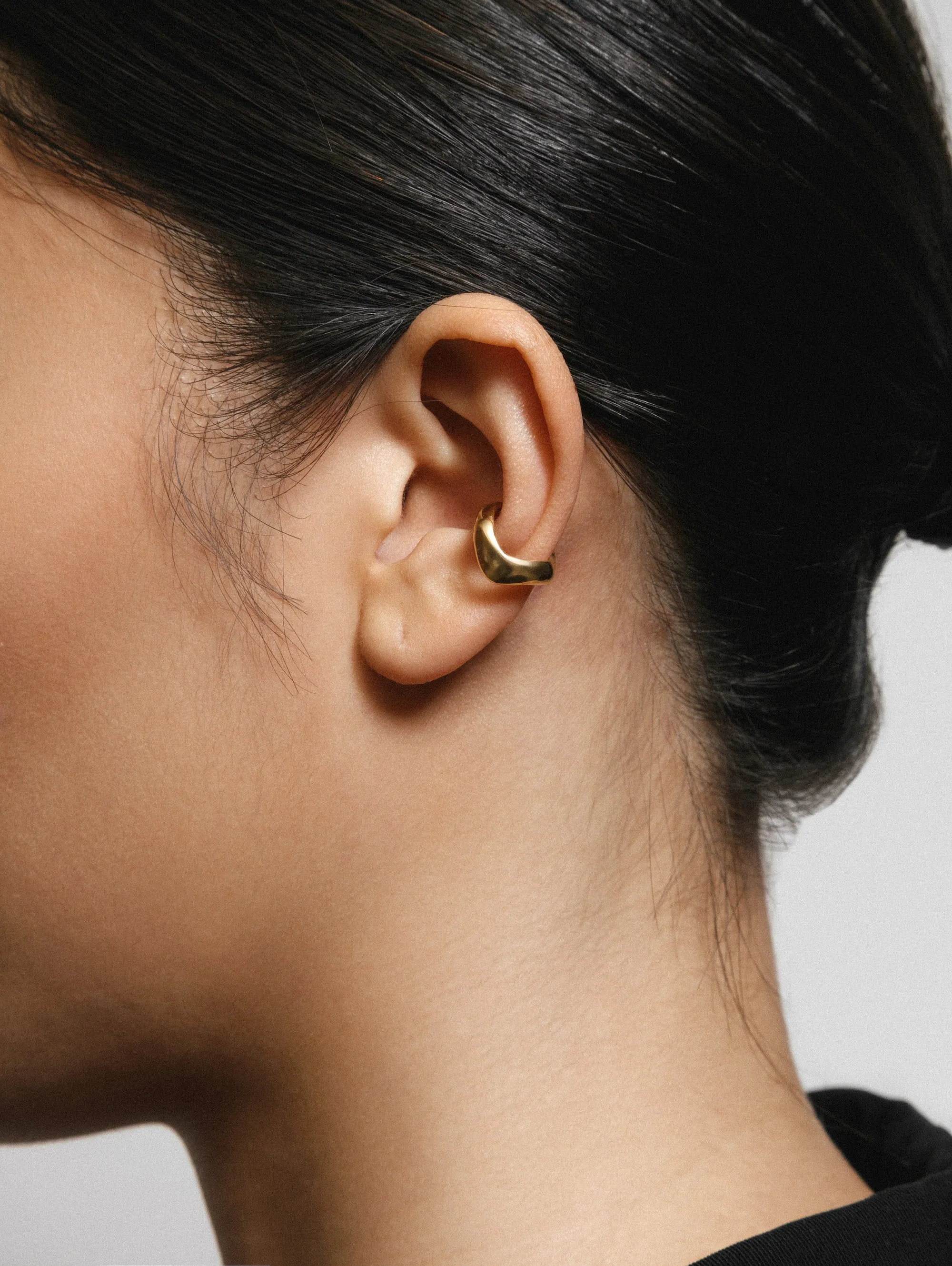 Simone Ear Cuff in Gold