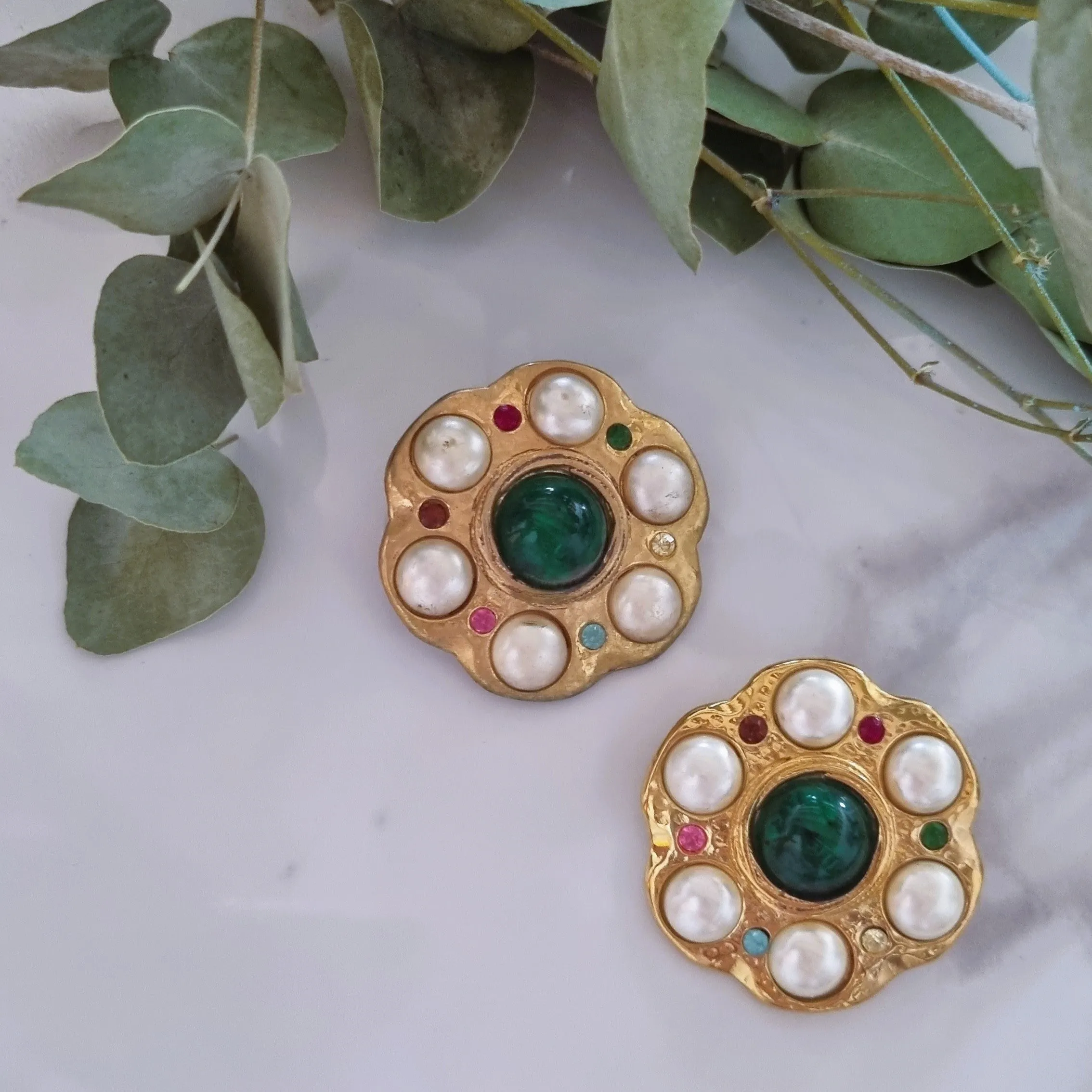 Vintage earrings - Clip on earrings