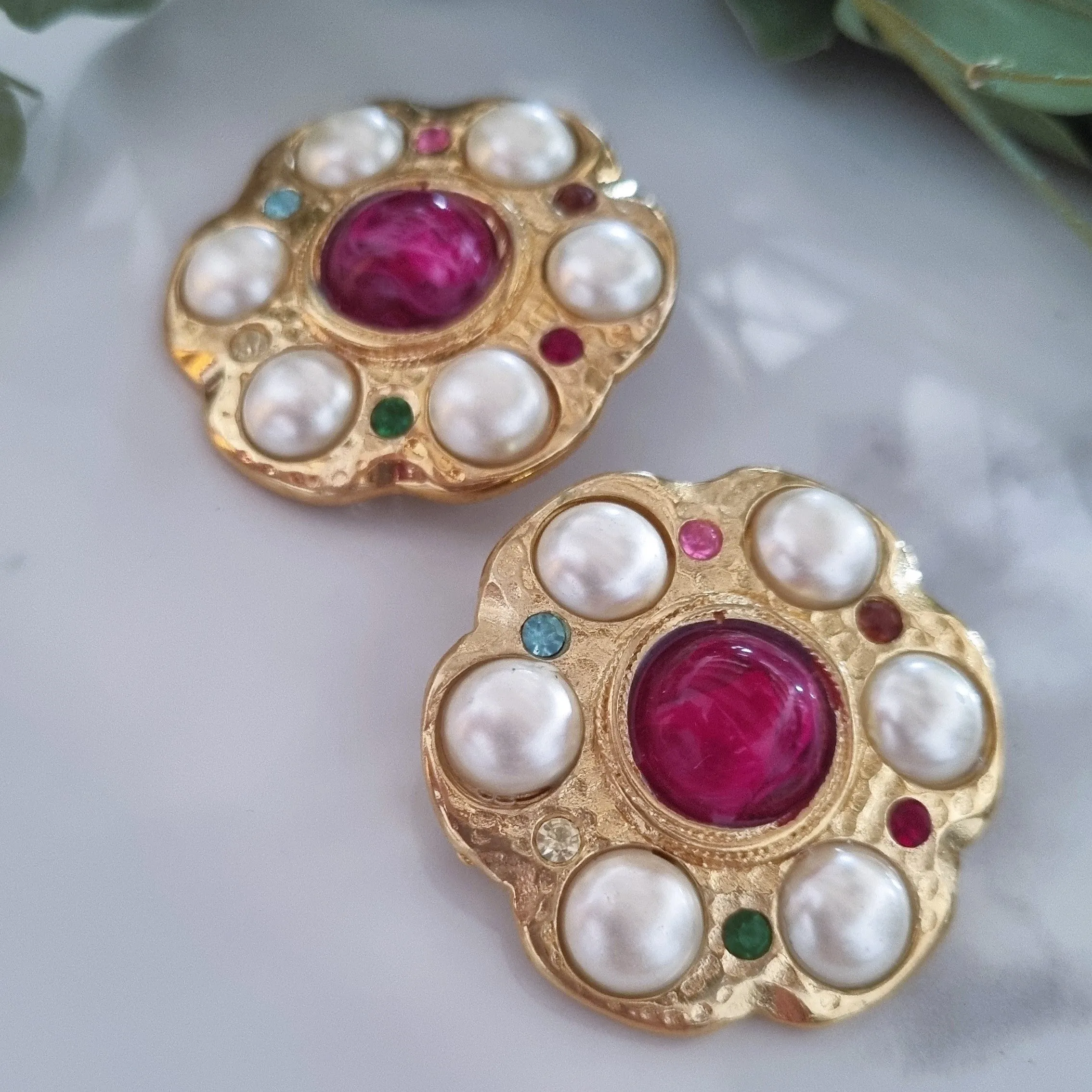 Vintage earrings - Clip on earrings