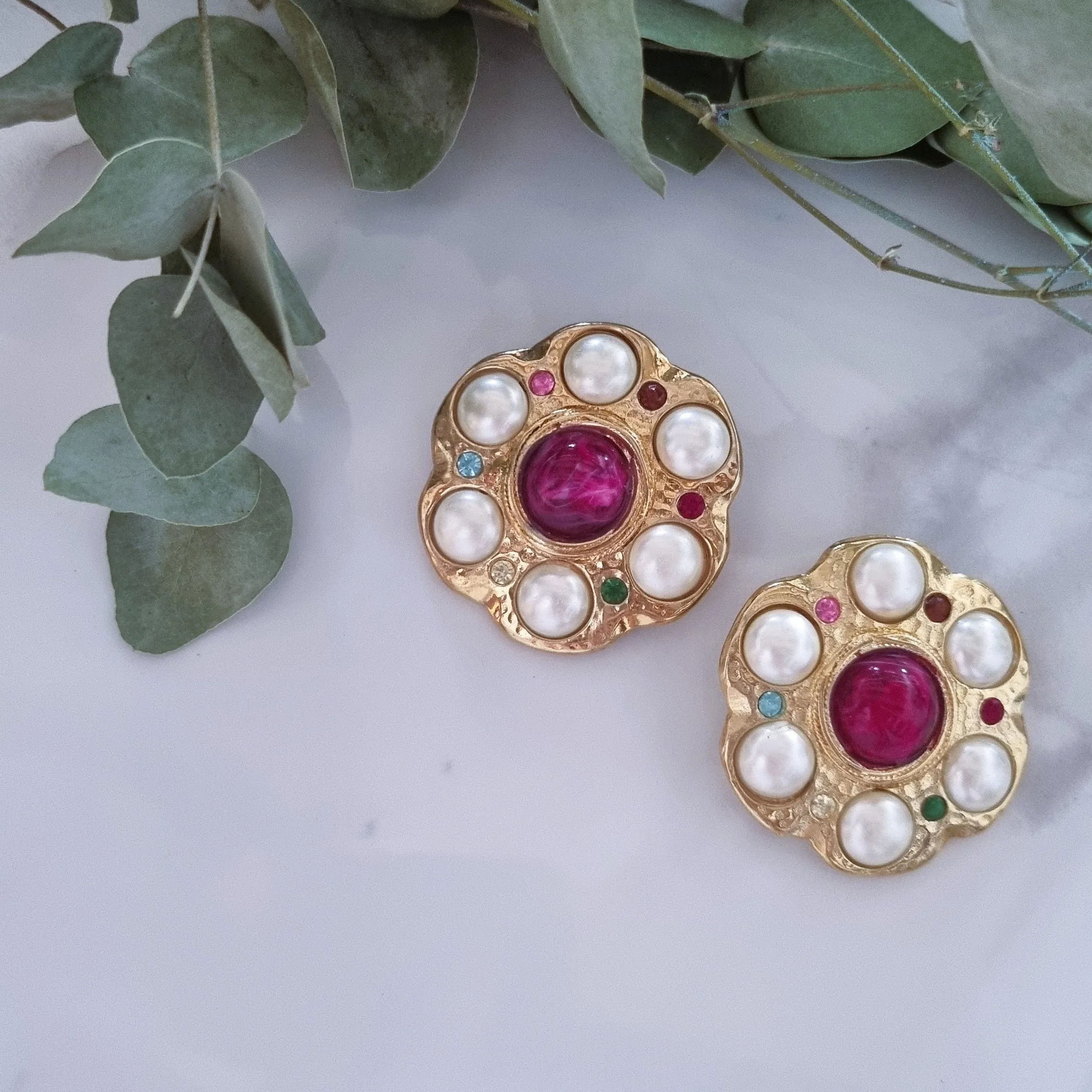 Vintage earrings - Clip on earrings